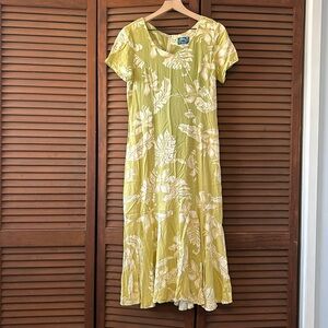 Vintage Hawaiian Muumuu Dress